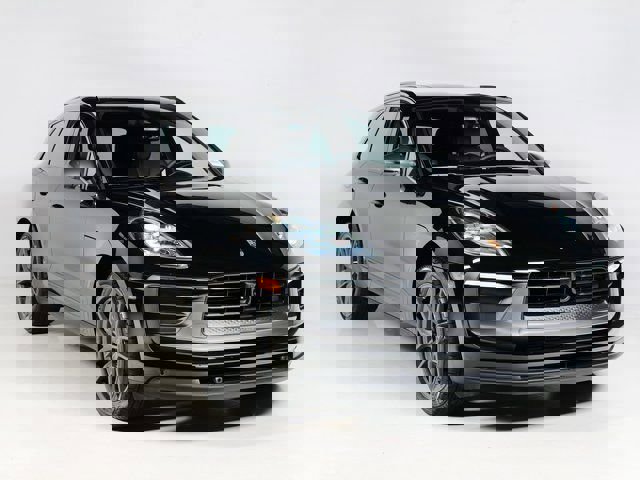 New 2025 Porsche Macan Turbo image 8