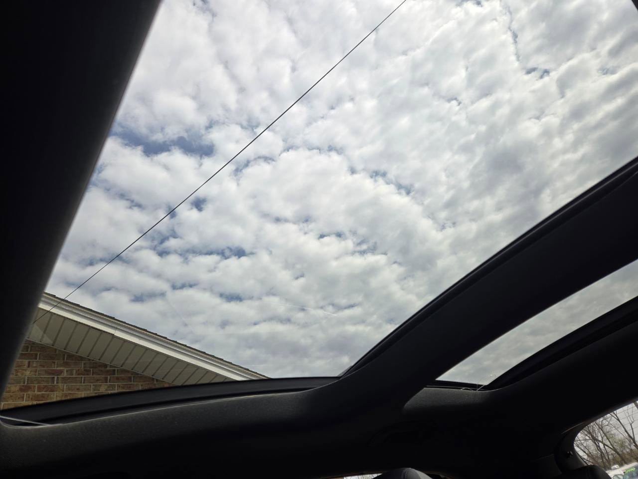 Used 2018 Mercedes-Benz GLA 250 image 17