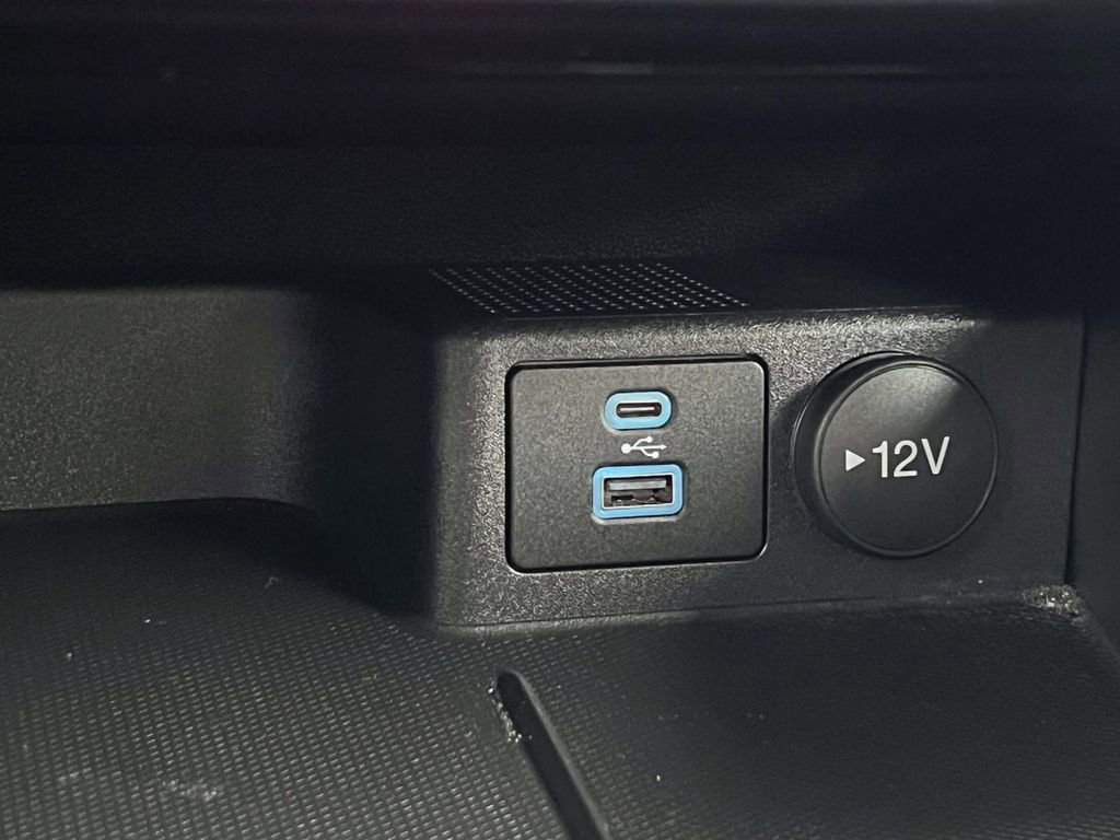 Used 2022 Ford Escape SEL w/ Class II Trailer Tow Package image 23