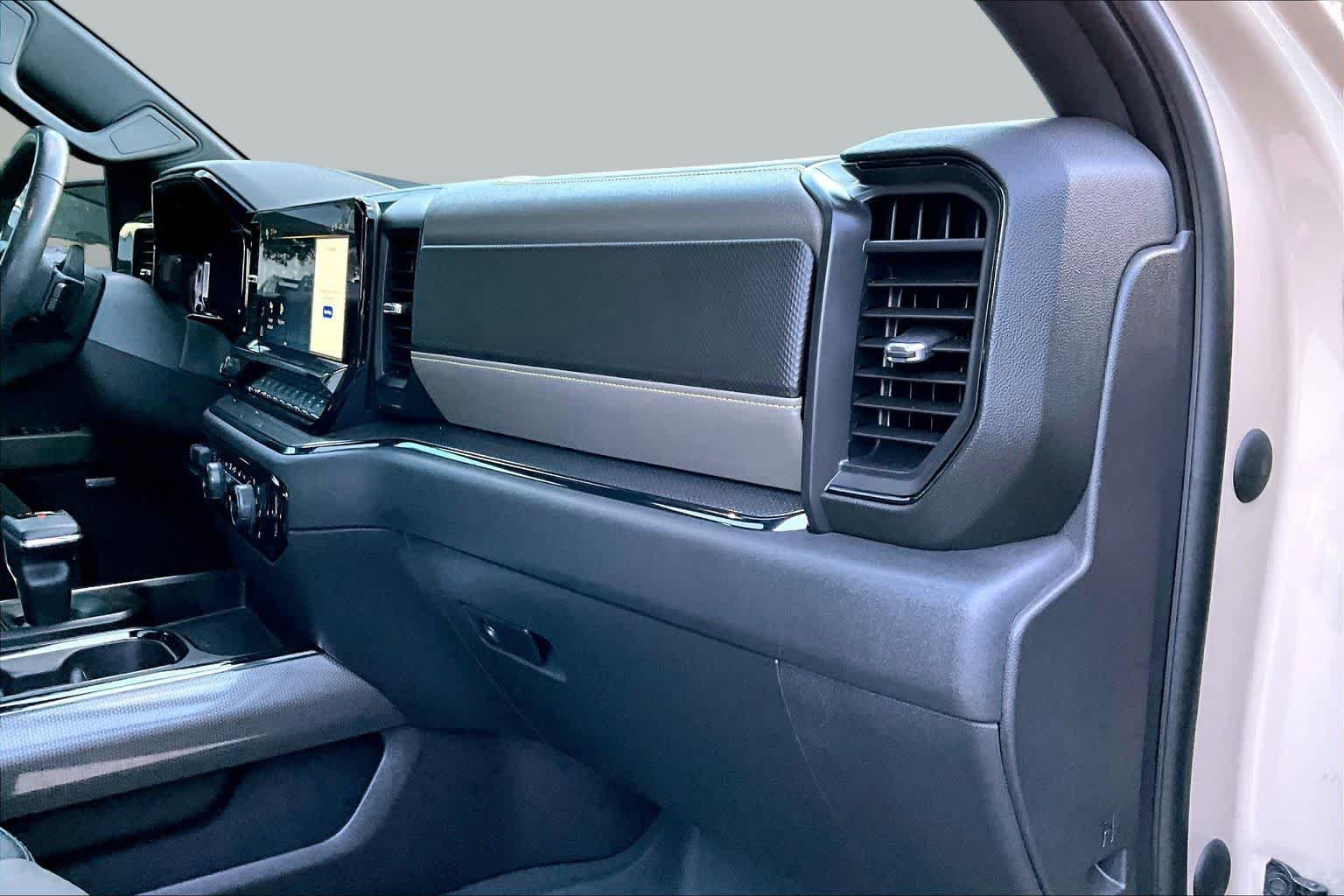 Used 2023 Chevrolet Silverado 1500 ZR2 AWD/4WD image 19