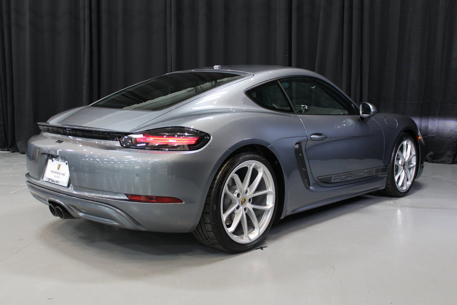 New 2025 Porsche 718 Cayman image 7