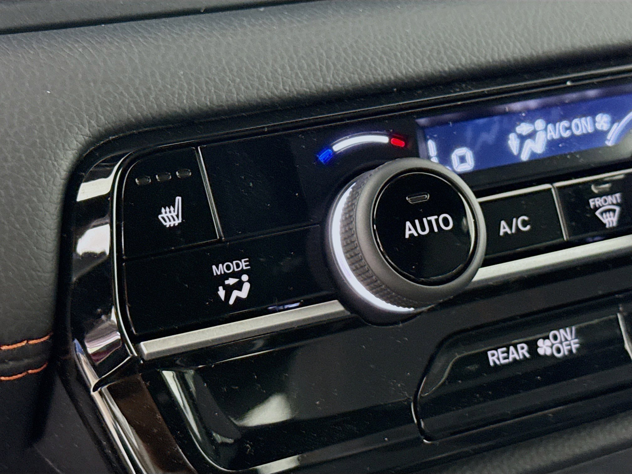 New 2026 Honda Pilot Sport image 25