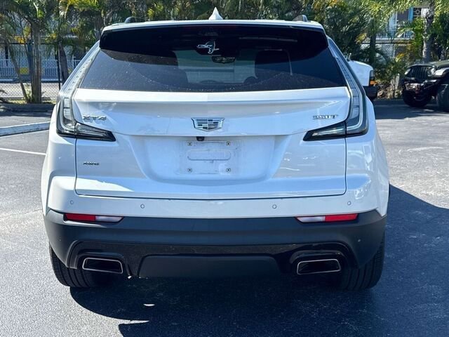 Used 2022 Cadillac XT4 Sport image 7