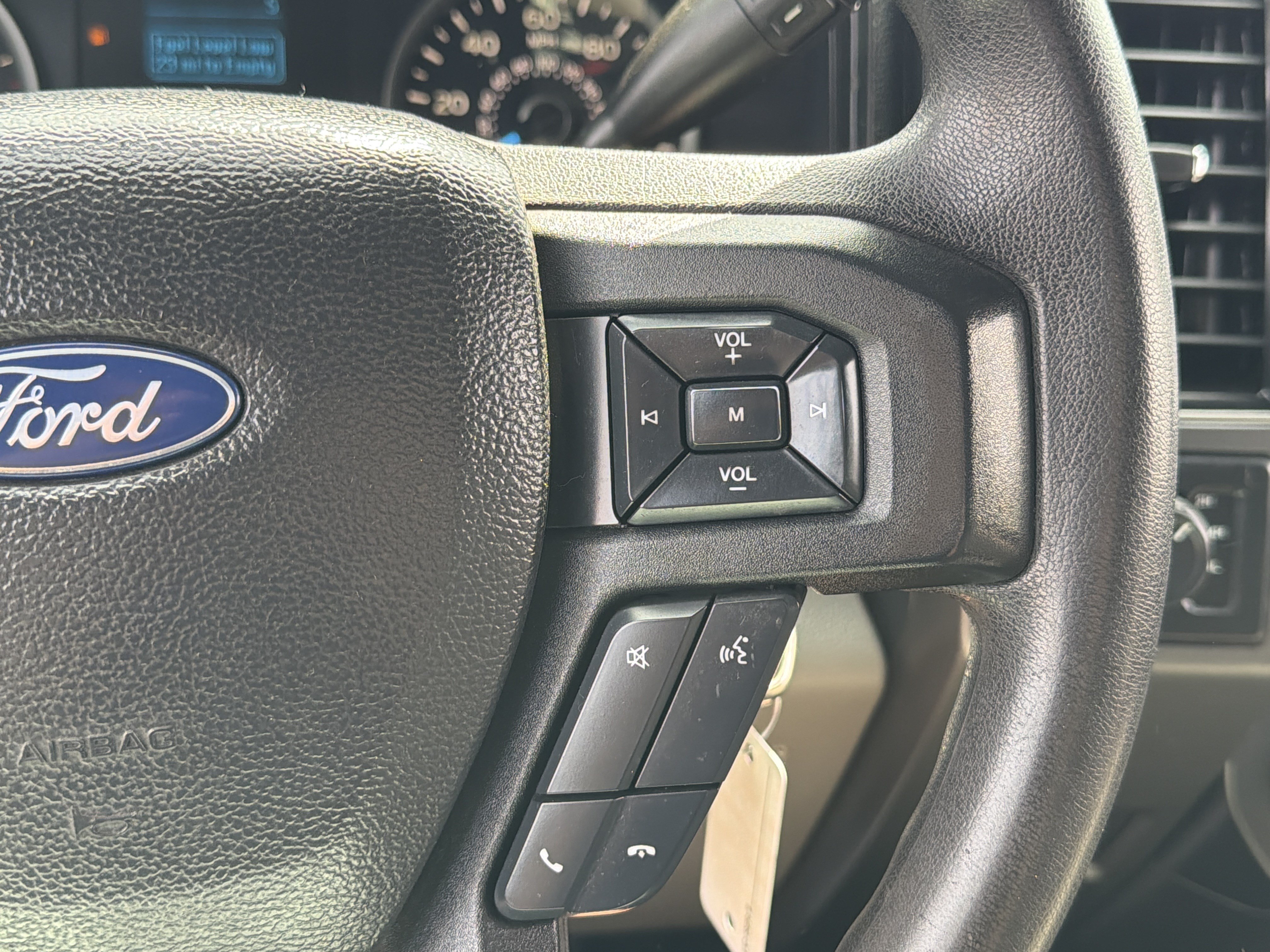 Used 2018 Ford F150 XLT AWD/4WD image 16