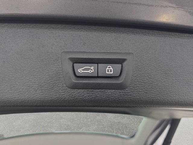 Used 2016 BMW X3 xDrive28i AWD/4WD image 36