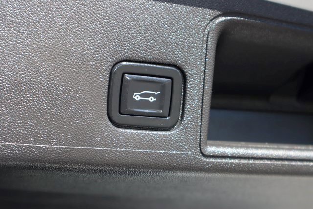 Certified 2022 GMC Terrain SLT image 27