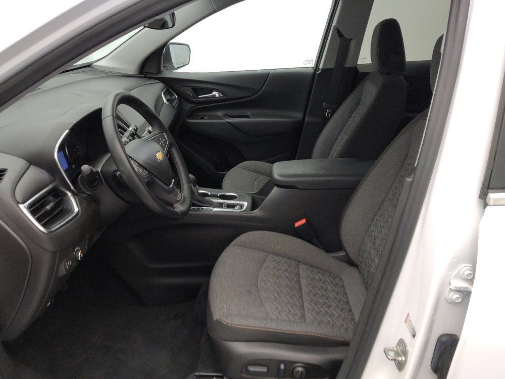 Used 2024 Chevrolet Equinox LT image 17
