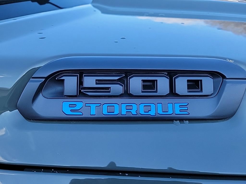 New 2026 RAM 1500 Classic Warlock image 17