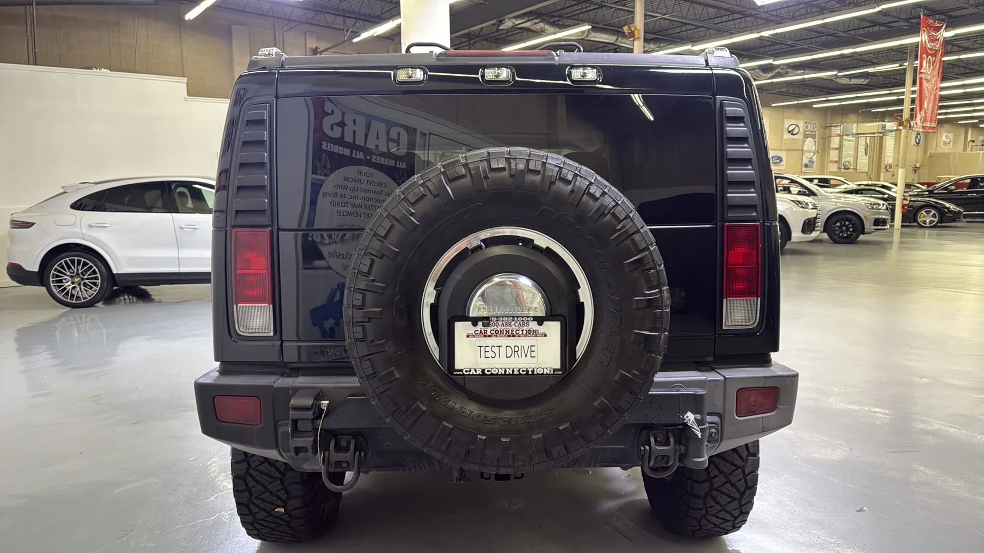 Used 2005 HUMMER H2 w/ Preferred Equipment Group image 7