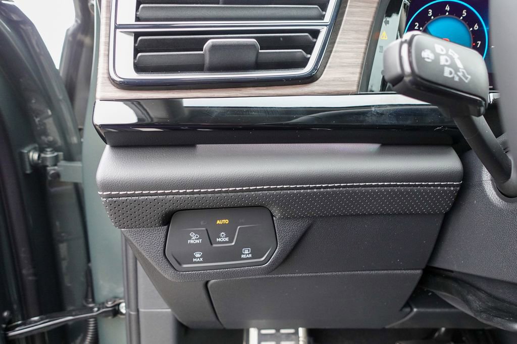 New 2026 Volkswagen Atlas SEL Premium R-Line image 21