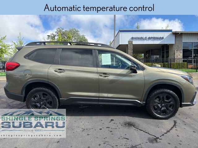 Used 2023 Subaru Ascent Onyx Edition AWD/4WD image 3