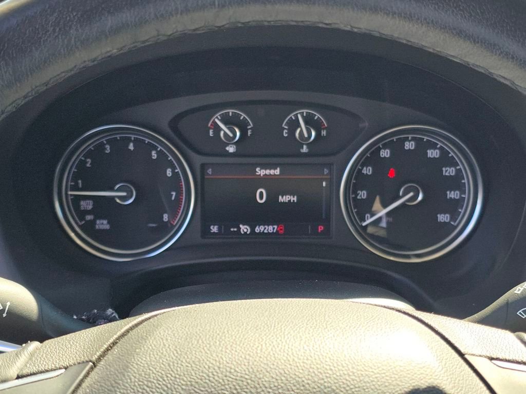 Used 2021 Buick Enclave Essence w/ Sport Touring Edition image 17