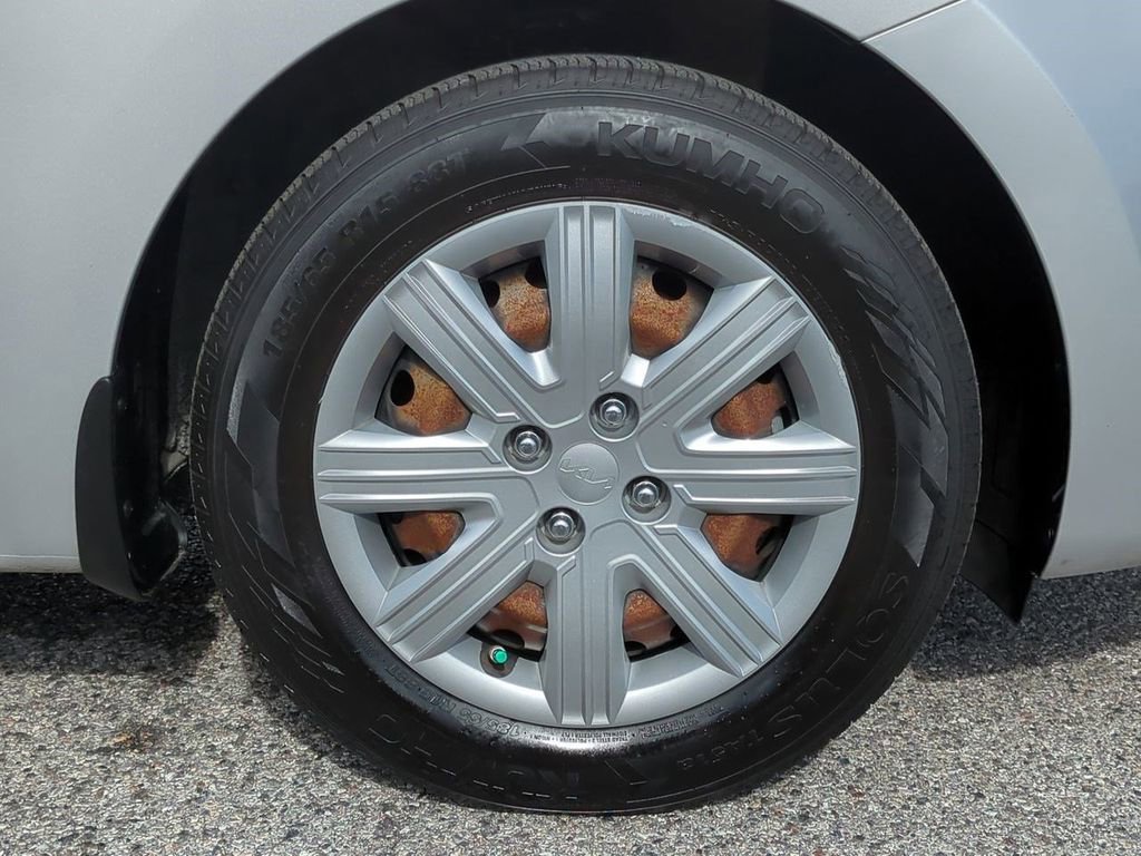 Used 2022 Kia Rio LX image 11