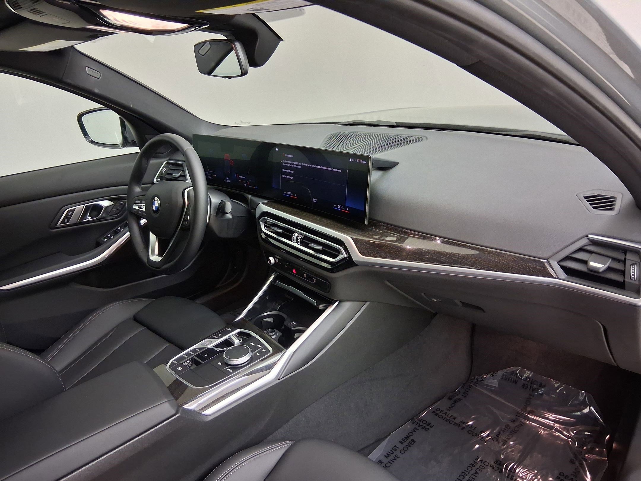 Certified 2023 BMW 330i 330i w/ Driving Assistance Package image 31