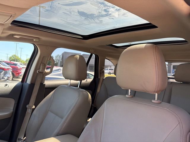 Used 2013 Ford Edge SEL FWD image 3