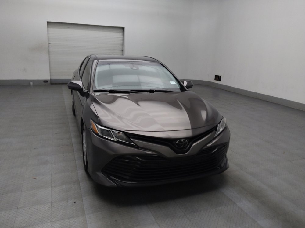Used 2020 Toyota Camry LE image 14