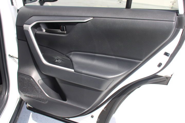 Certified 2025 Toyota RAV4 LE AWD/4WD image 16