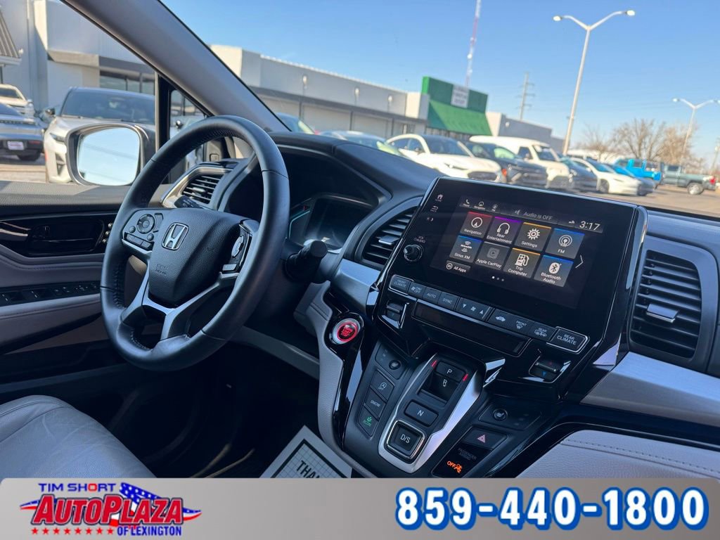 Used 2024 Honda Odyssey Touring image 44