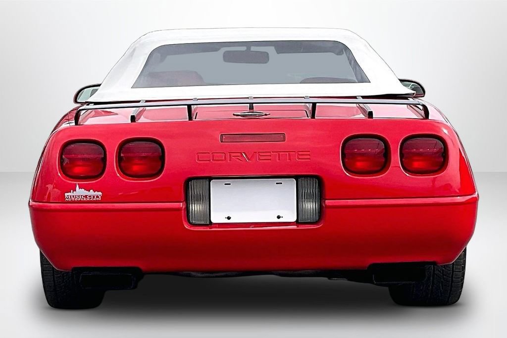 Used 1992 Chevrolet Corvette Convertible RWD image 7