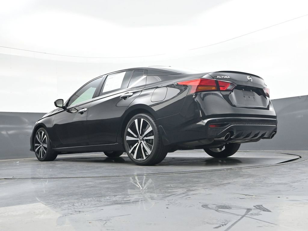 Used 2019 Nissan Altima 2.5 Platinum FWD image 40