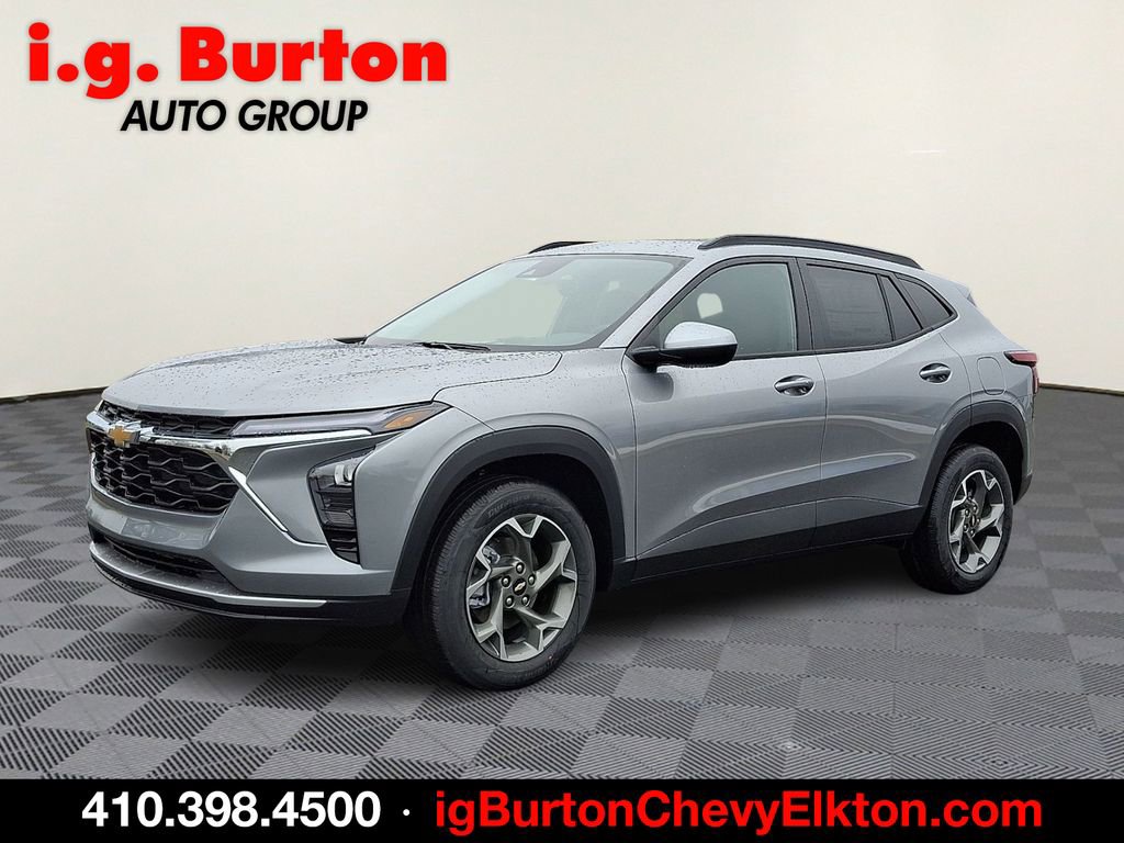 New 2026 Chevrolet Trax LT w/ Driver Confidence Package image 2