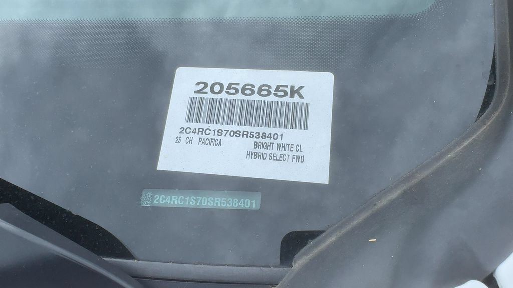 Used 2025 Chrysler Pacifica Select FWD image 19