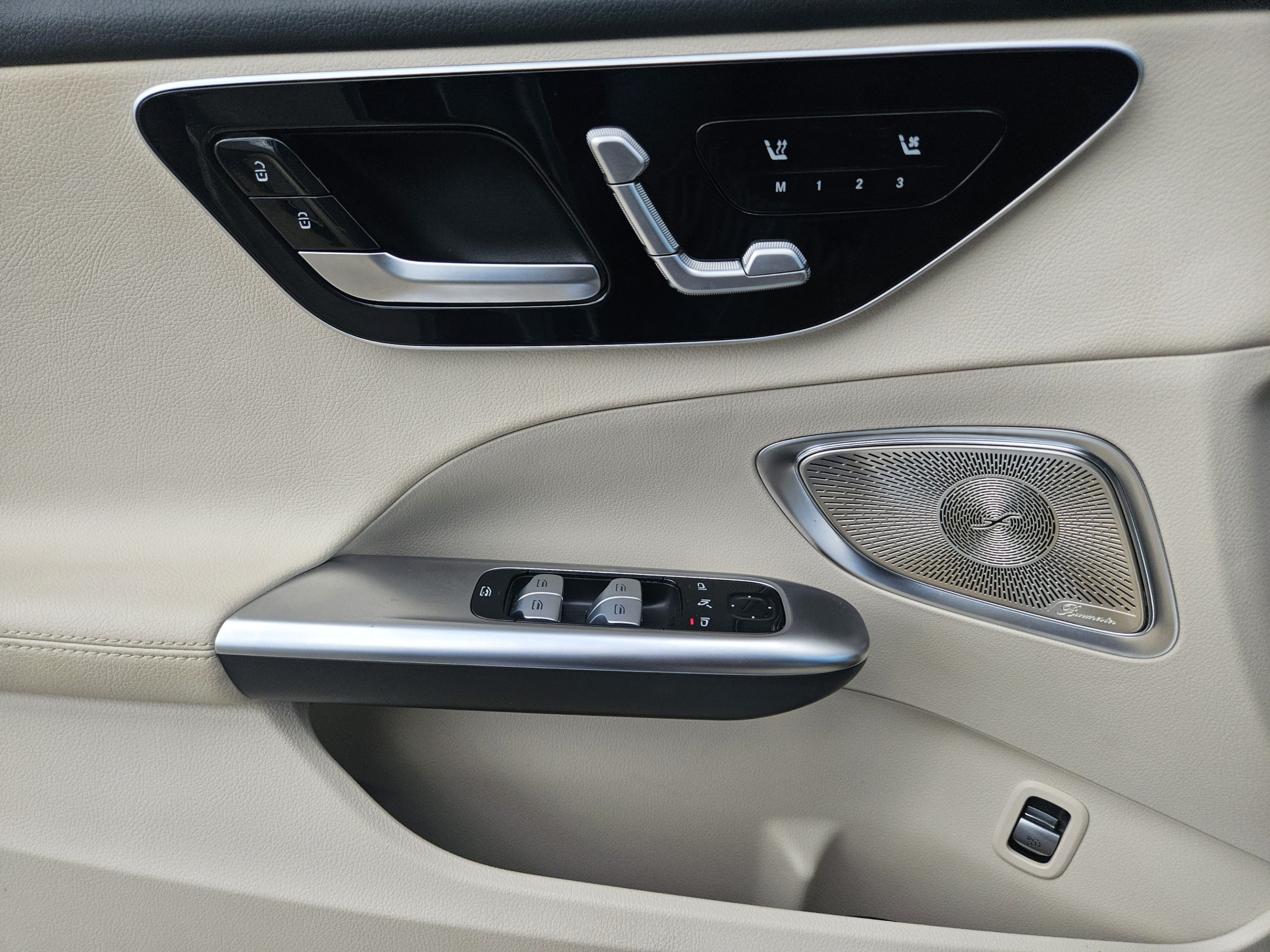 Used 2023 Mercedes-Benz C 300 4MATIC Sedan image 21