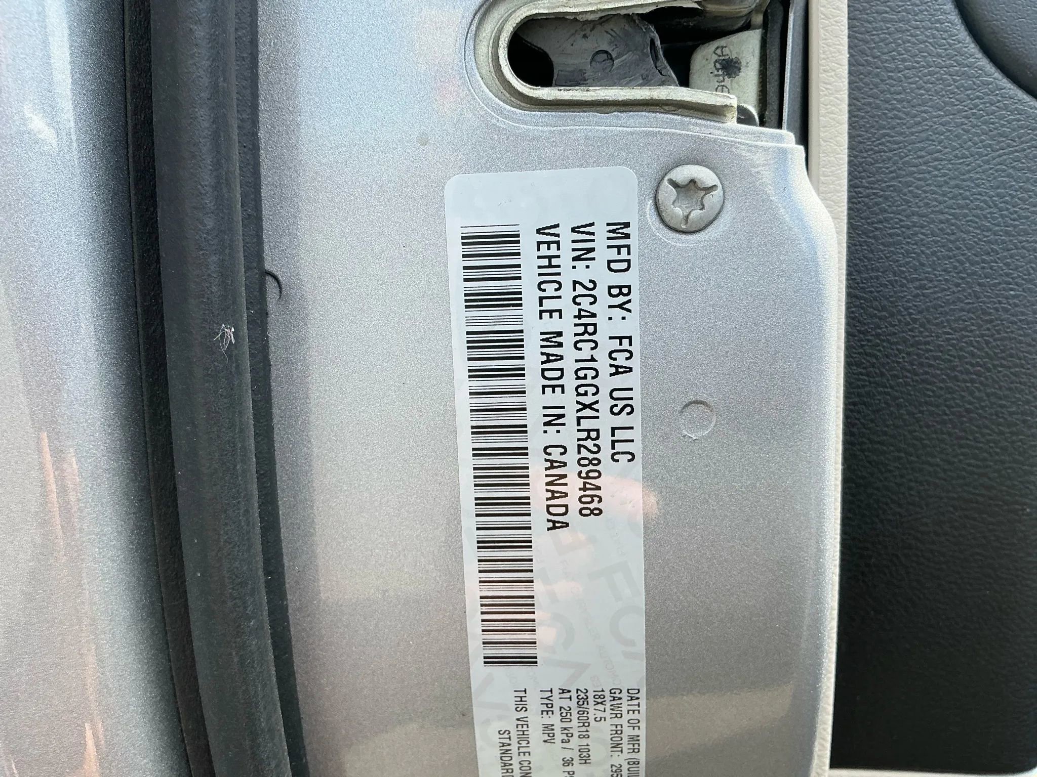 Used 2020 Chrysler Pacifica Limited FWD image 15