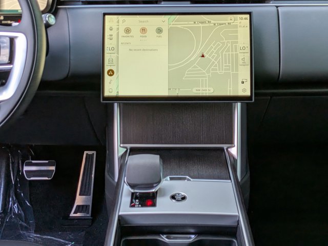 New 2026 Land Rover Range Rover SE image 11