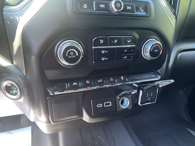 Certified 2024 Chevrolet Silverado 1500 Custom w/ Turbomax Blackout Package AWD/4WD image 17