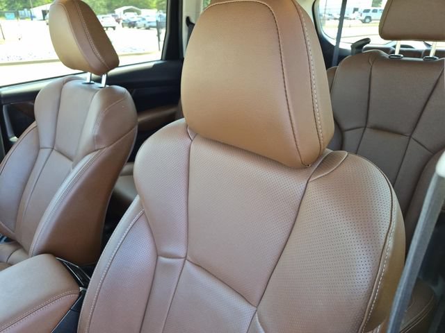 Used 2023 Subaru Ascent Touring AWD/4WD image 25