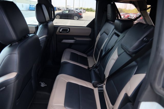 Used 2022 Ford Bronco Wildtrak image 12