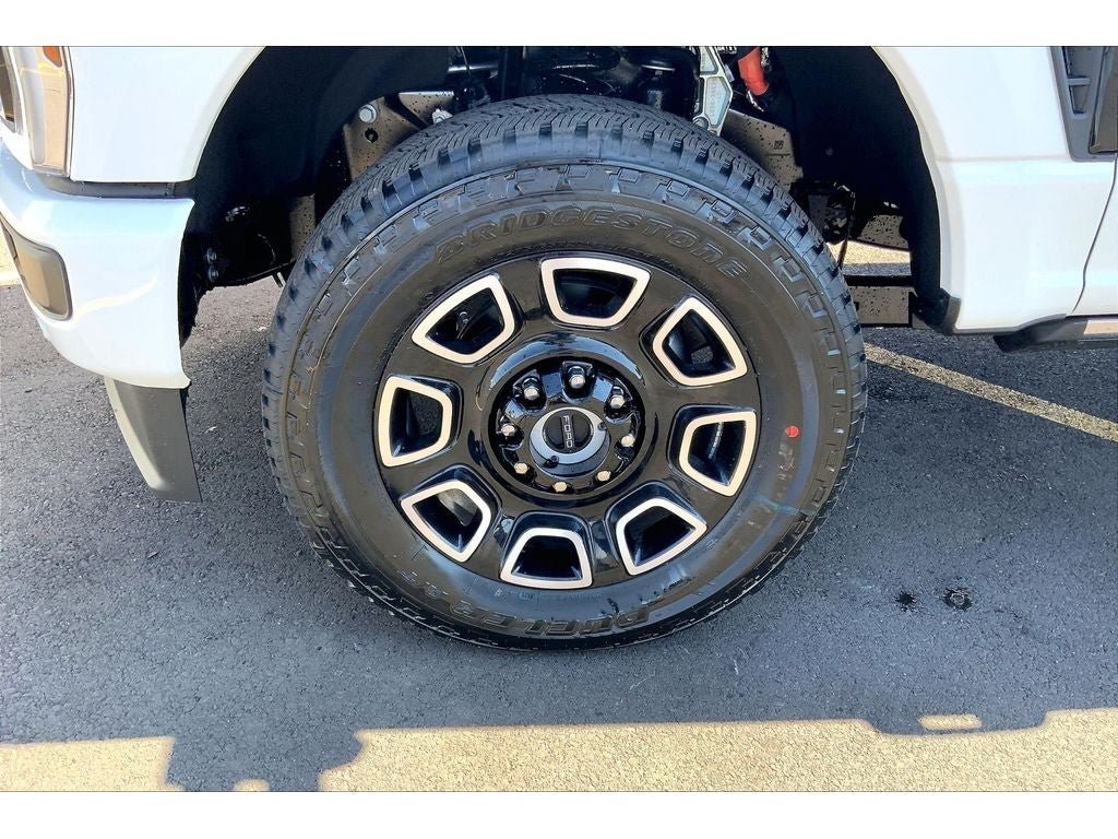 New 2026 Ford F250 Platinum AWD/4WD image 11