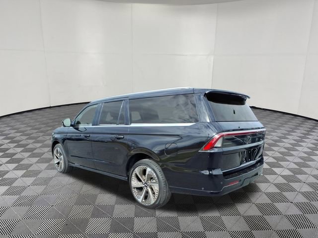 Used 2025 Lincoln Navigator L Black Label AWD/4WD image 6