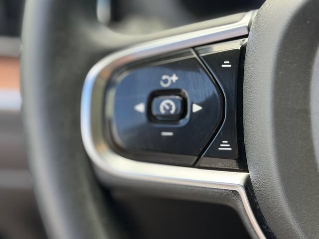 Certified 2024 Volvo XC60 B5 Ultimate AWD/4WD image 25
