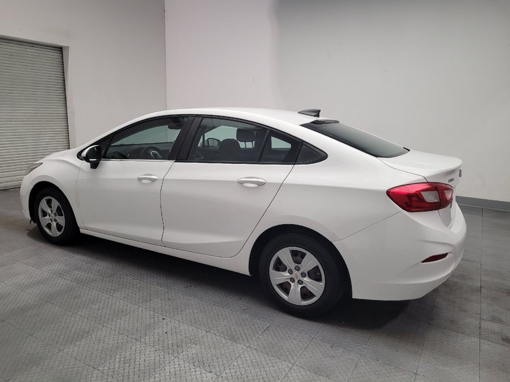 Used 2017 Chevrolet Cruze LS FWD image 3