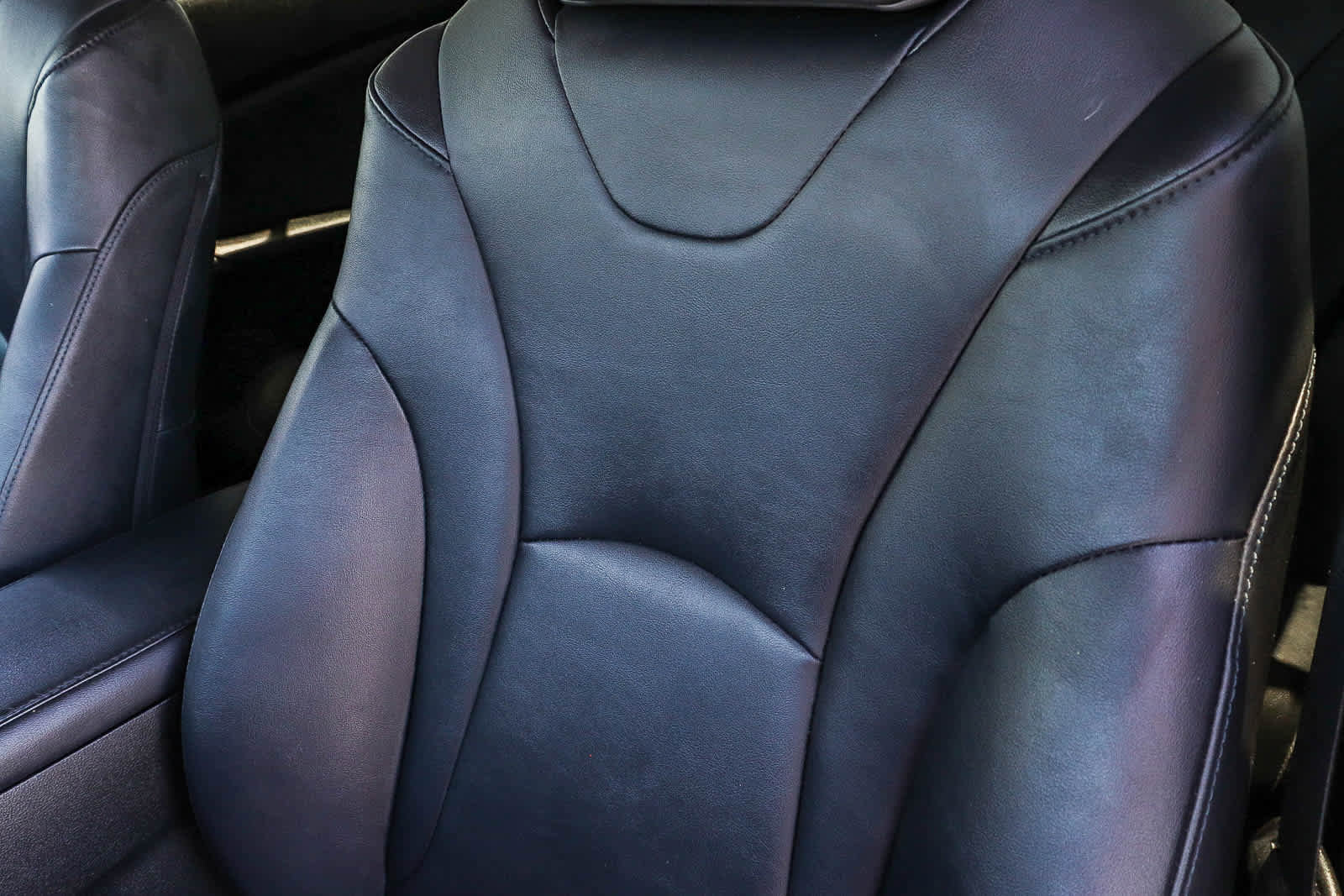 Used 2017 Toyota Prius Prime Advanced w/ Carpet Mat Package FWD image 32