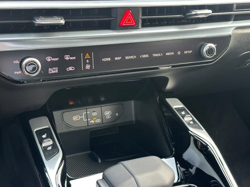 New 2026 Kia Sorento SX AWD/4WD image 17