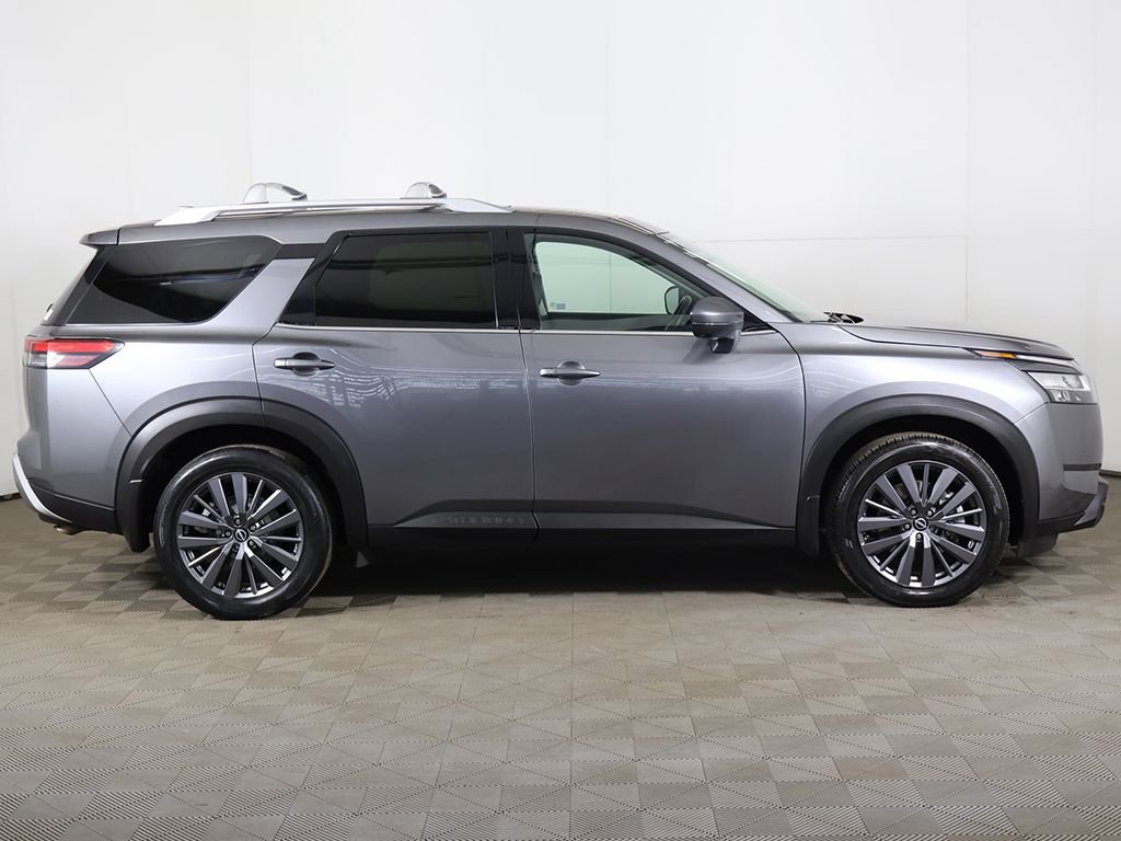 Used 2023 Nissan Pathfinder SL w/ SL Premium Package image 22