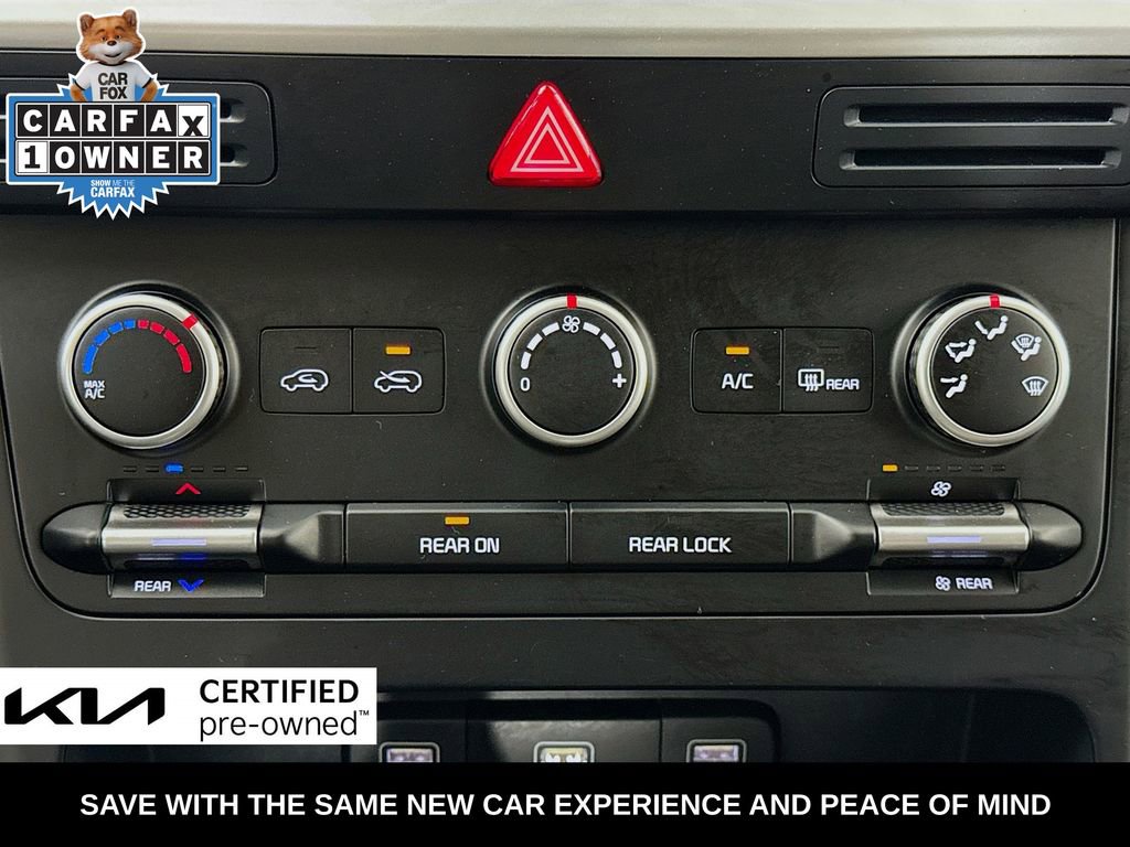 Certified 2024 Kia Carnival LX image 17