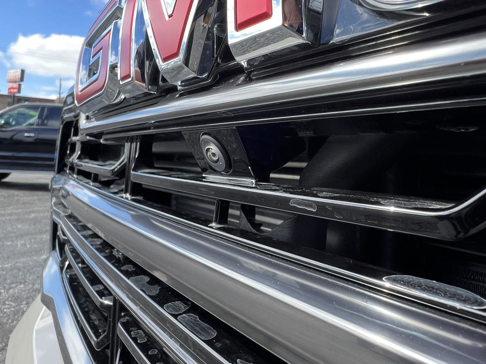 New 2026 GMC Terrain AT4 w/ Technology Package II AWD/4WD image 11