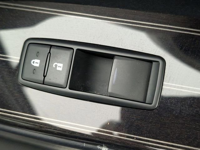 Used 2021 Lexus GX 460 Premium w/ Premium Package image 37