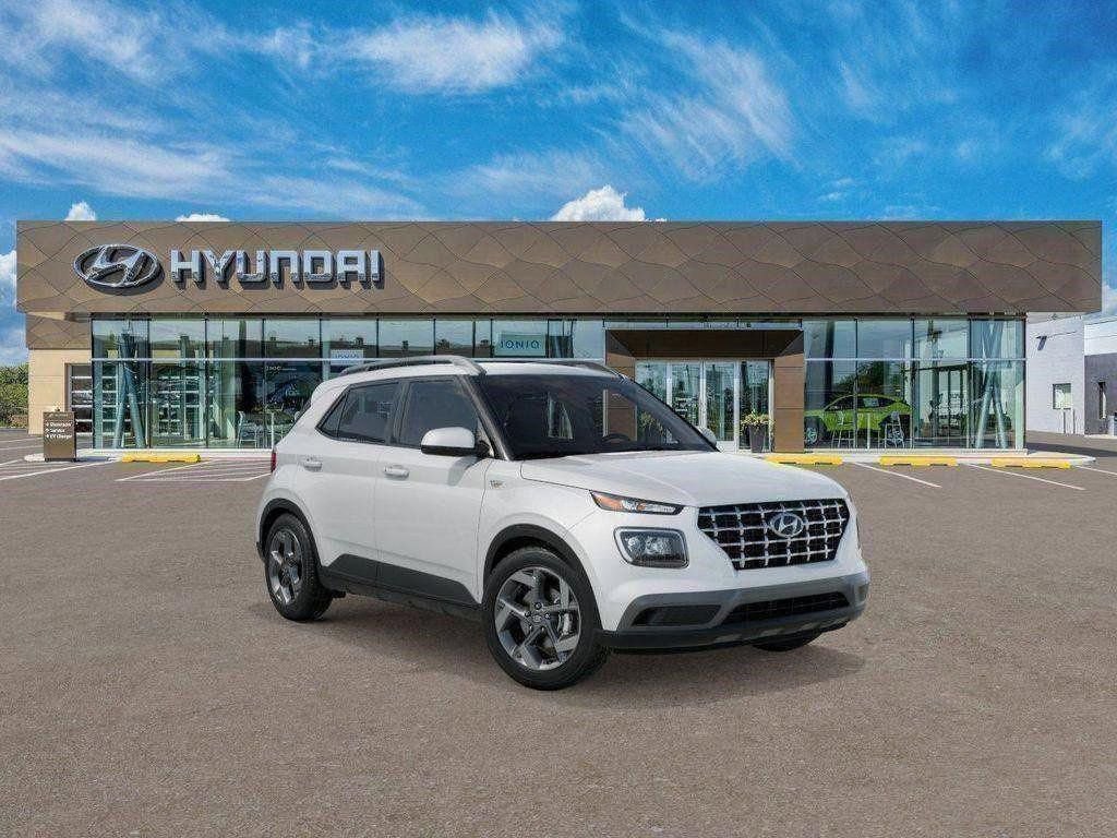 New 2026 Hyundai Venue SEL image 2