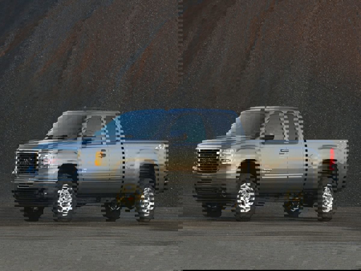 Used 2007 GMC Sierra 2500 SLT w/ Z71 Off-Road Package