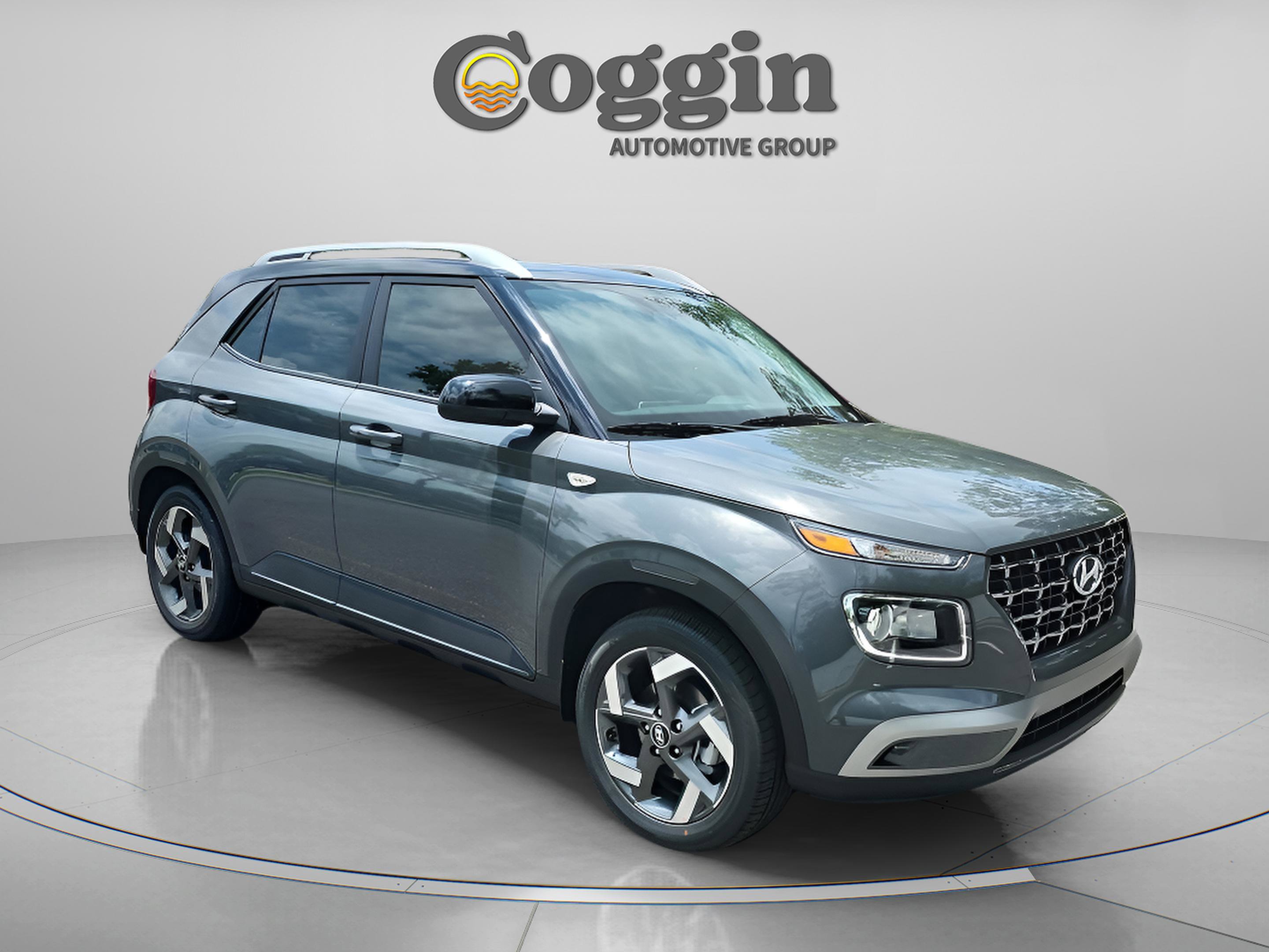 New 2026 Hyundai Venue SEL FWD image 7