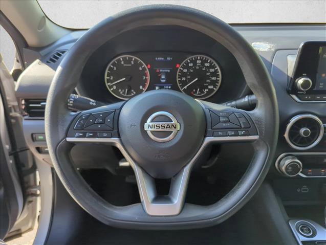 Used 2020 Nissan Sentra S image 23