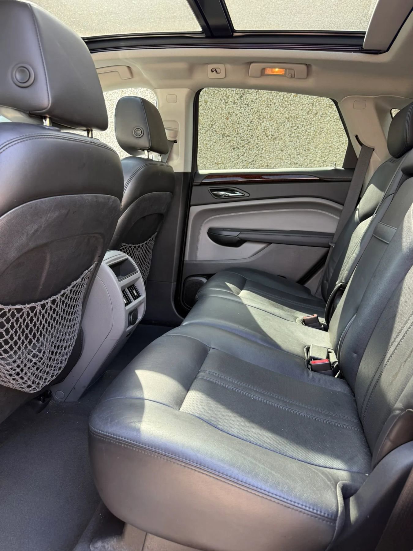 Used 2011 Cadillac SRX Luxury FWD image 7
