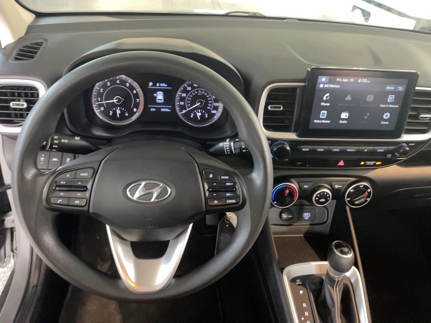 Used 2020 Hyundai Venue SE FWD image 10