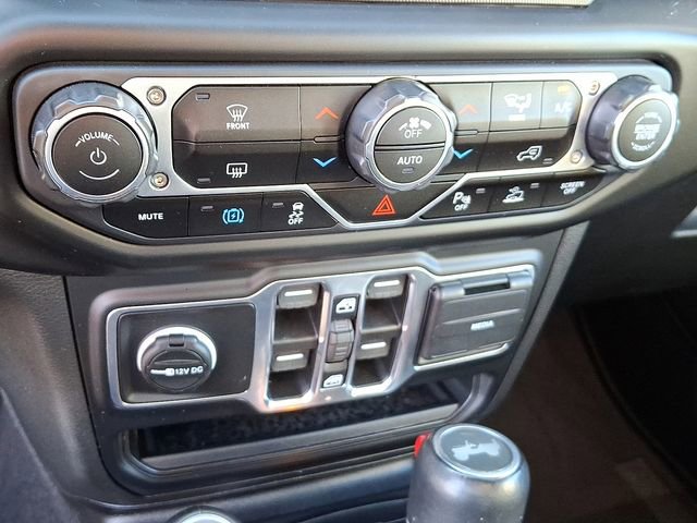 Used 2023 Jeep Wrangler Unlimited Sahara image 15