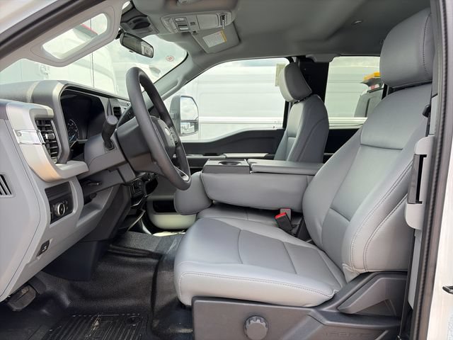 New 2026 Ford F550 4x4 Supercab Super Duty image 11